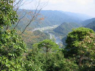 笠置山から木津川の流れ