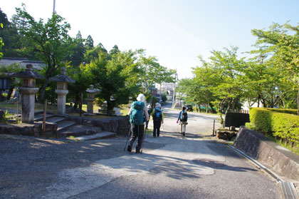 日吉神社に下山完了